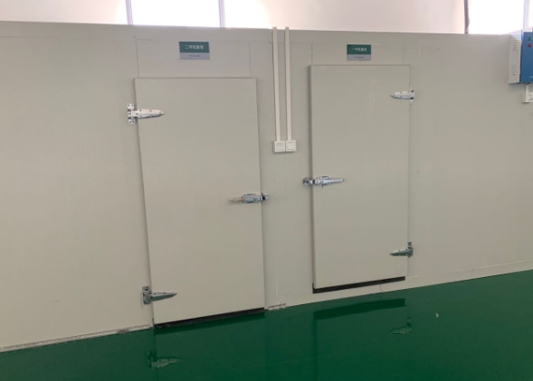 上海雙生達(dá)生物-試劑冷庫(kù) 