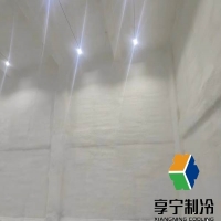 冷庫(kù)板機(jī)制板和掛鉤板的區(qū)別是什么？看完這篇秒懂選材套路！